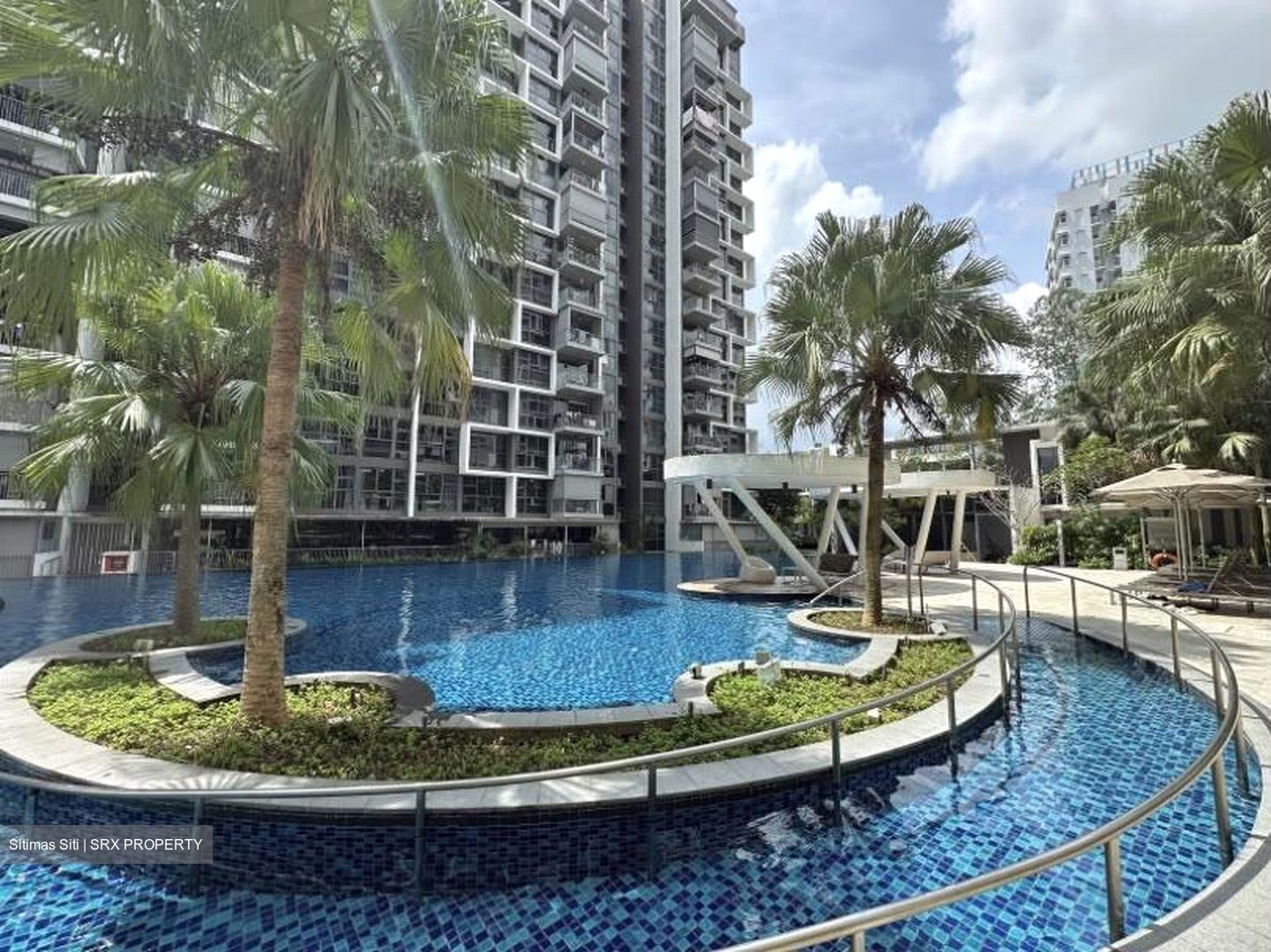 Blossom Residences (D23), Condominium #580264511